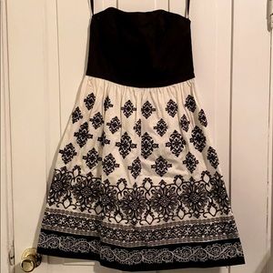 White House black market dress
